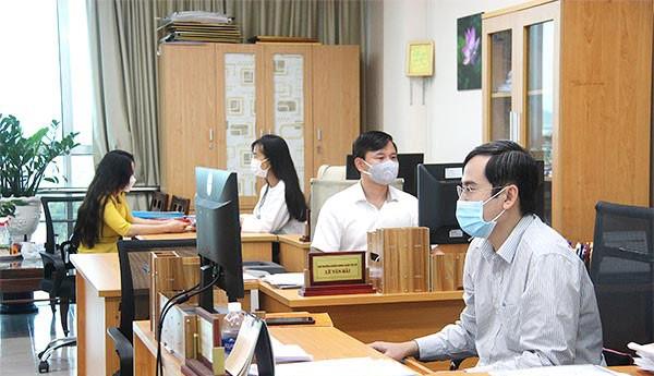 Văn phòng UBND cấp tỉnh là cơ quan chuyên môn thuộc UBND cấp tỉnh; bộ máy tham mưu, giúp việc, phục vụ hoạt động của UBND, Chủ tịch UBND cấp tỉnh Văn phòng UBND cấp tỉnh là cơ quan chuyên môn thuộc UBND cấp tỉnh; bộ máy tham mưu, giúp việc, phục vụ hoạt động của UBND, Chủ tịch UBND cấp tỉnh